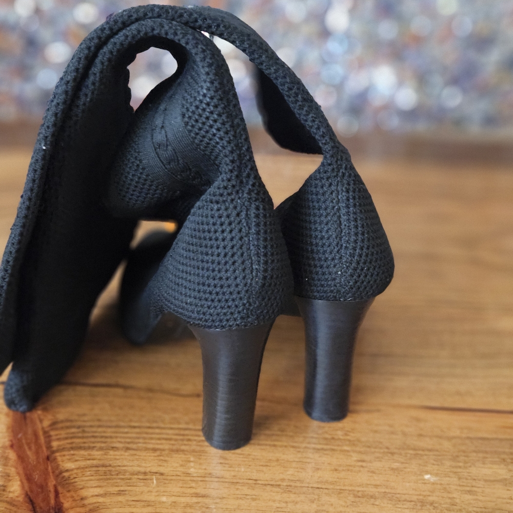 Charles David Black Stretch Textured Heeled Knee Boots - Picture 5 of 7